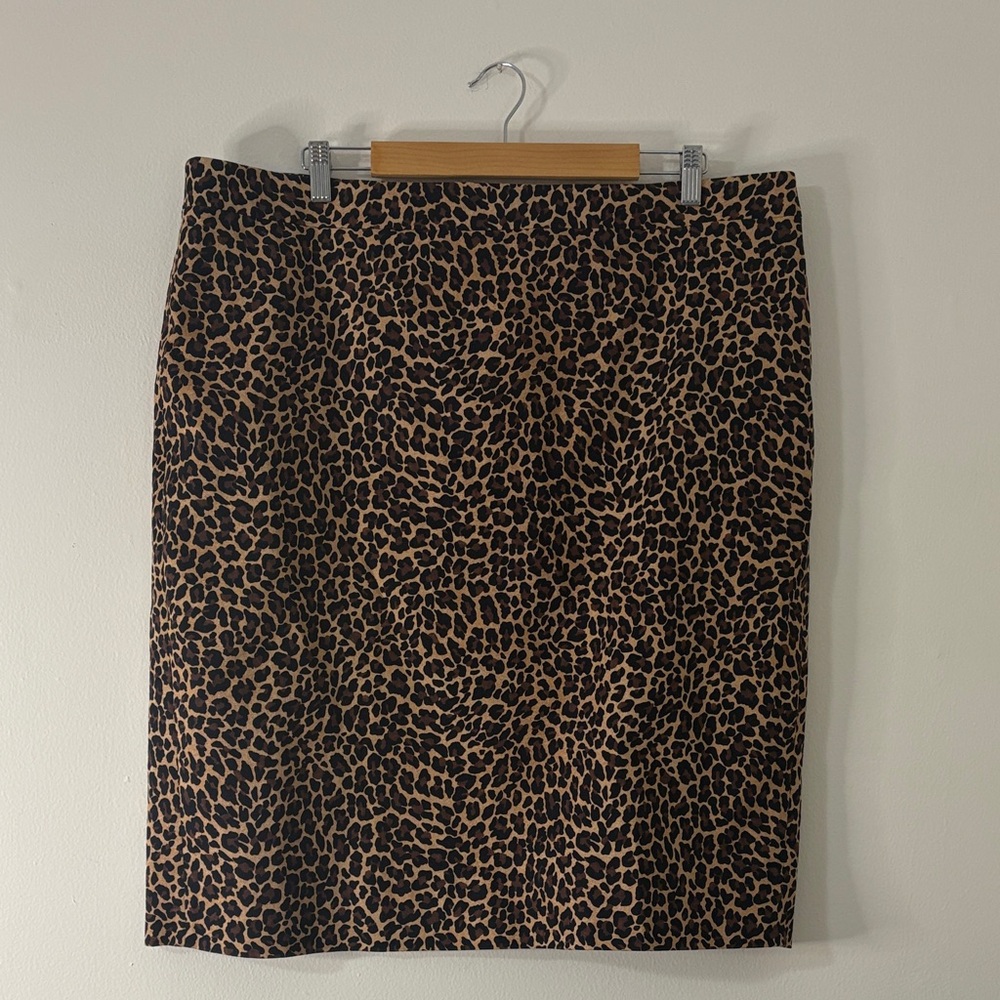 J. Crew Pencil Skirt Leopard Print Mob Wife Alt 
Preppy Statement Plus Size 18